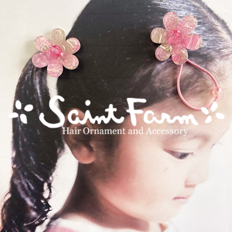 レジンヘアゴム ビジュー　ピンク　春夏　大ぶり　花形　2 リバプリサマーヘアゴム 薄ピンク花 | SaintFarm セント・ファーム