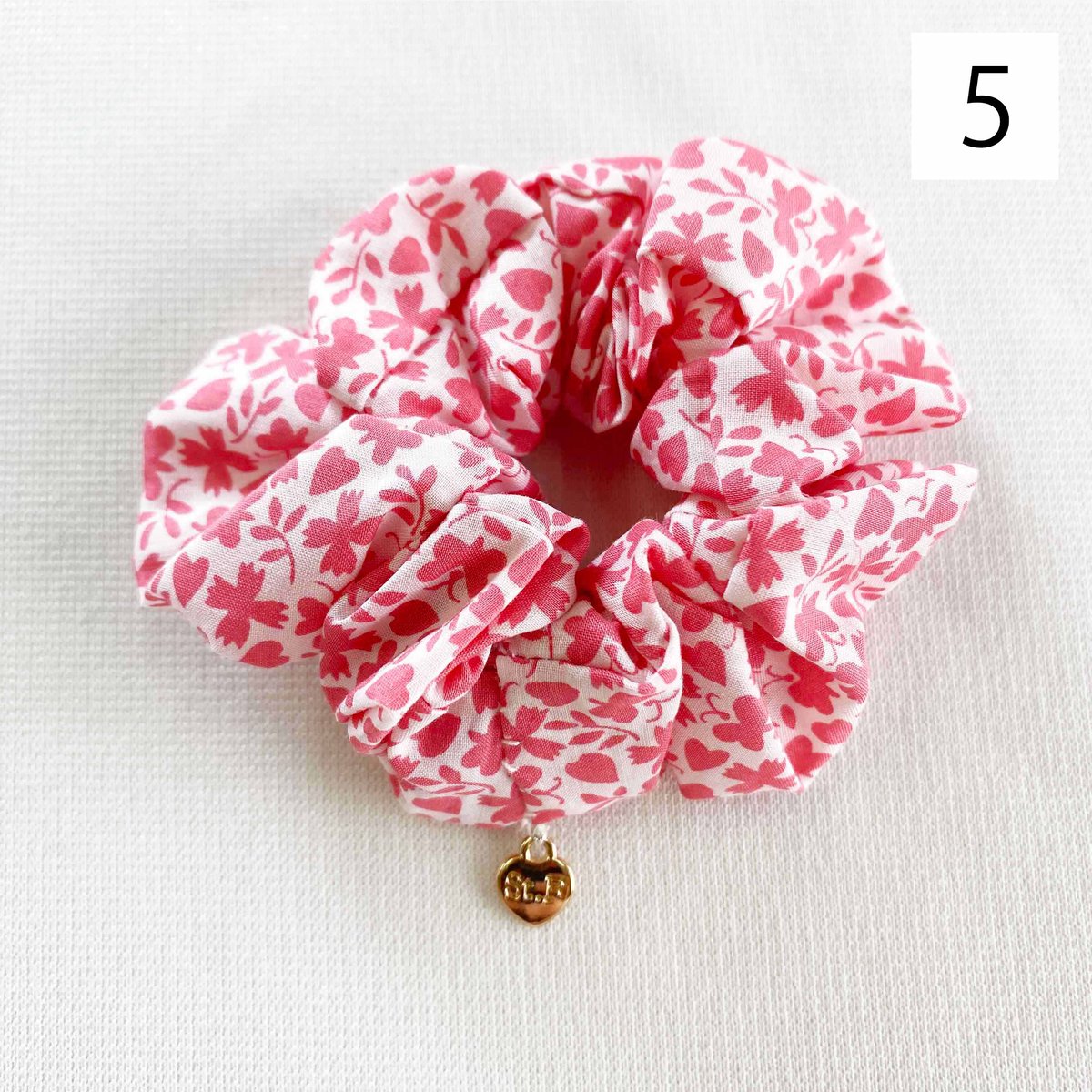 リバティプリントシュシュ ピンク系 | SaintFarm セント・ファーム