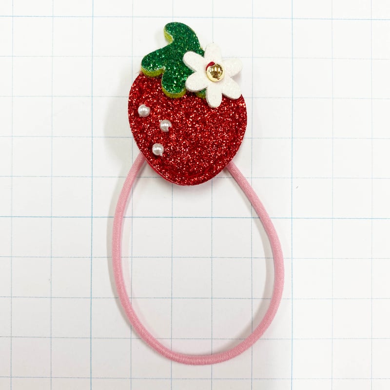 キラキラいちごちゃん♡リボンいっぱい5センチパッチンピン かわいいいちごのぱっちんピン | がちゃがちゃおもちゃワールド
