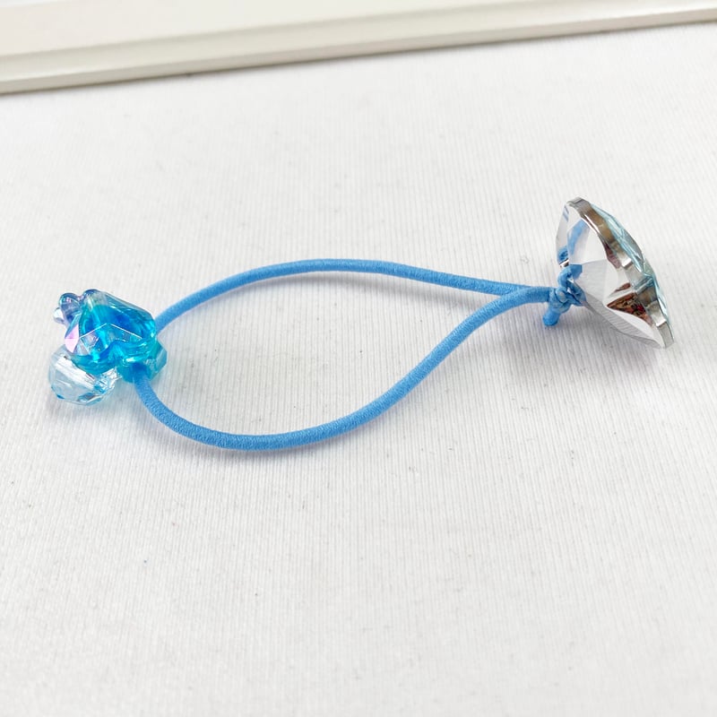 大人可愛い♡⃛水色グラデ薔薇丸ごと1輪♥️ジュエルハート型ビジュー