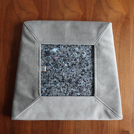 フランス製生地のチェアクッション 台形 グレー