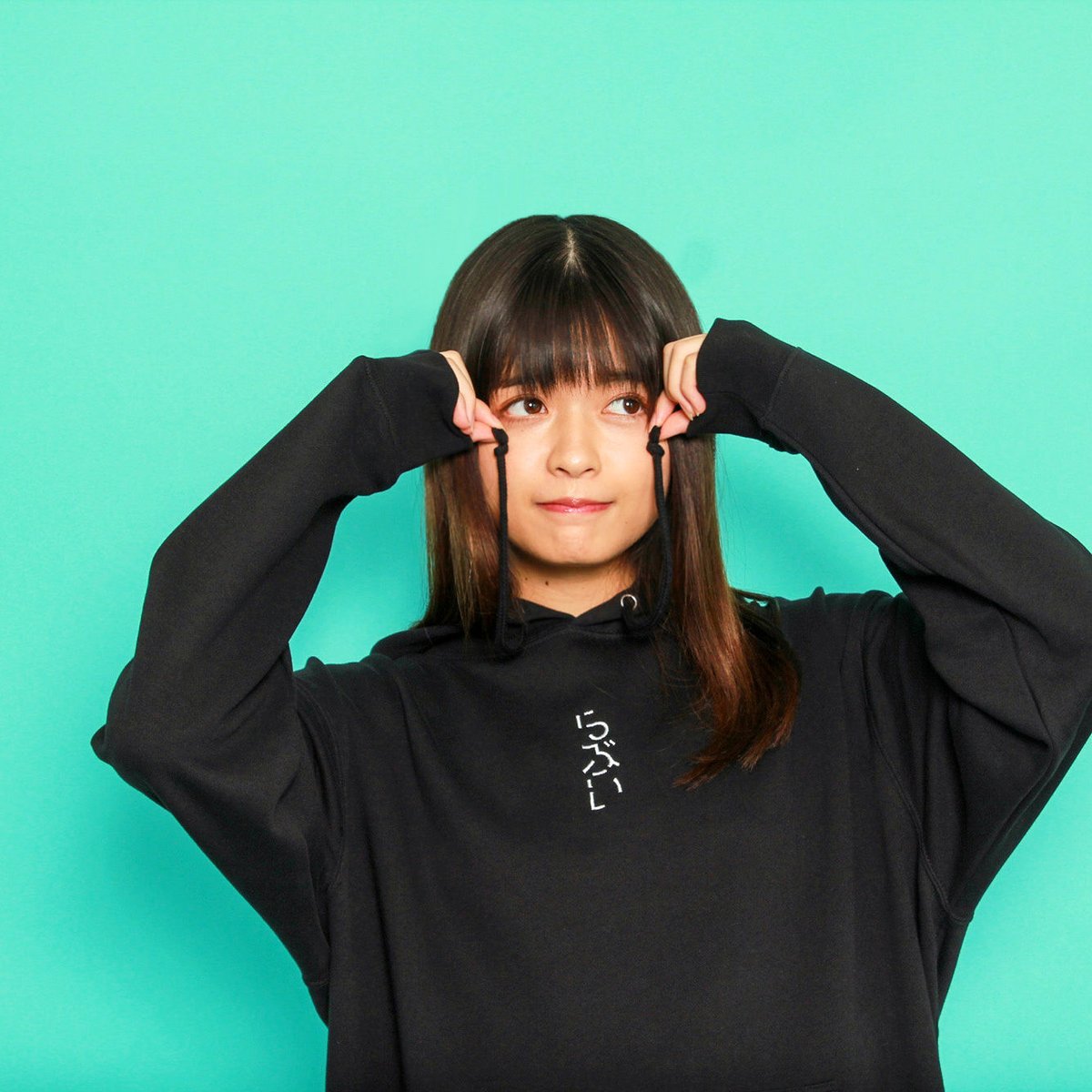 LOELOEWE ブラック ロゴ パーカー 男女兼用 LOEWE ブラック ロゴパーカー 男女兼用 - メルカリ