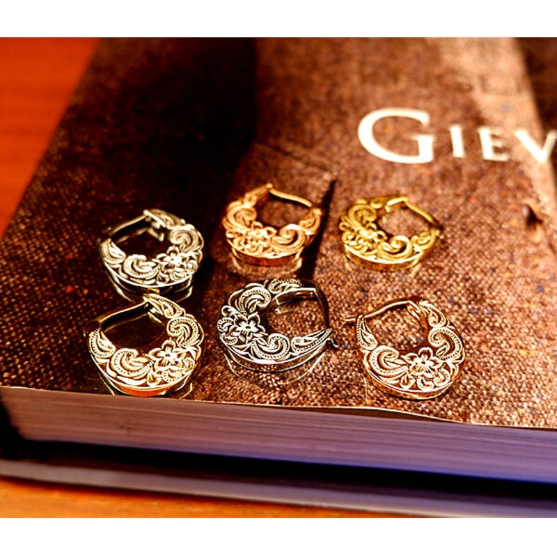 ハワイアンジュエリー ピアス 片耳用 クラシカル プルメリア