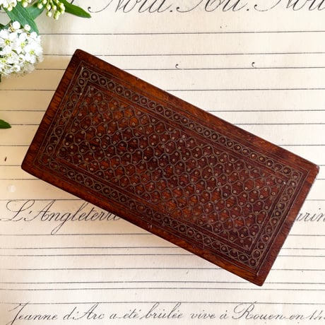 アンティークボックス | STORES