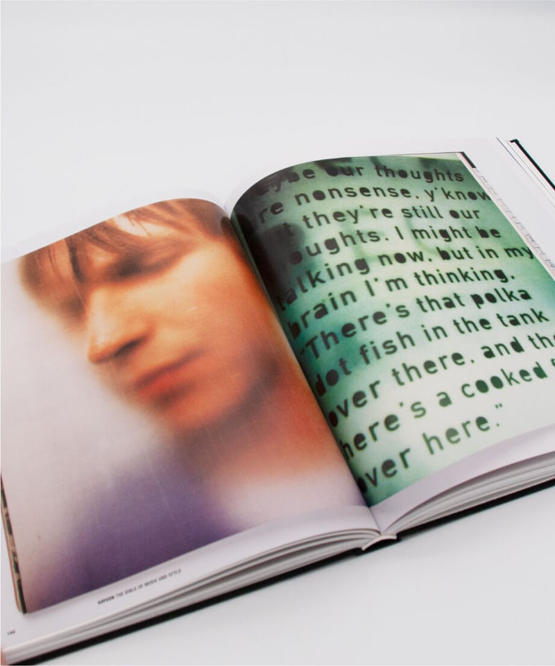 アート・デザイン・音楽 Ray Gun: The Bible of Music and Style Ray Gun: The Bible of Music and Style – TPG Bookshop