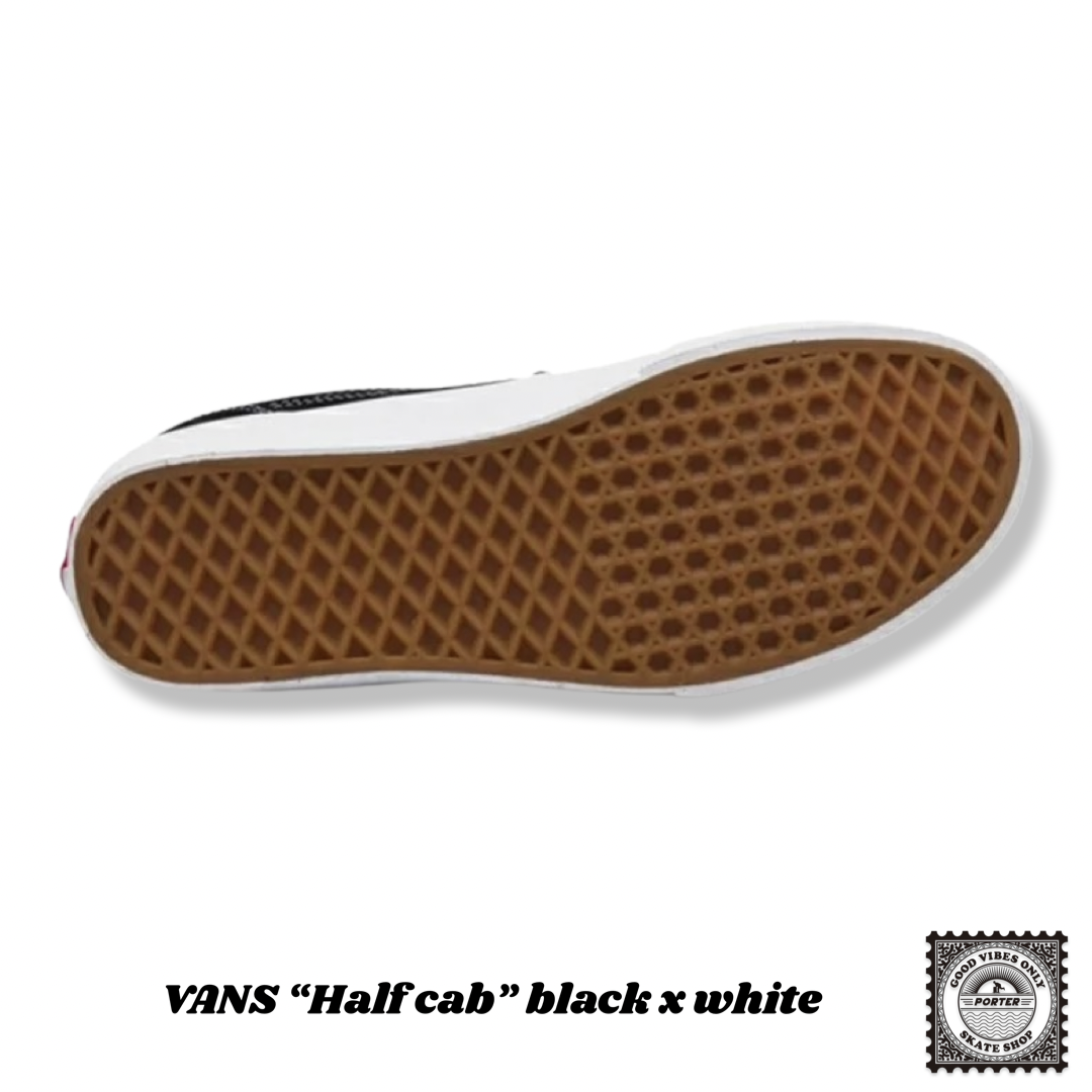 VANS “Half cab” black x white