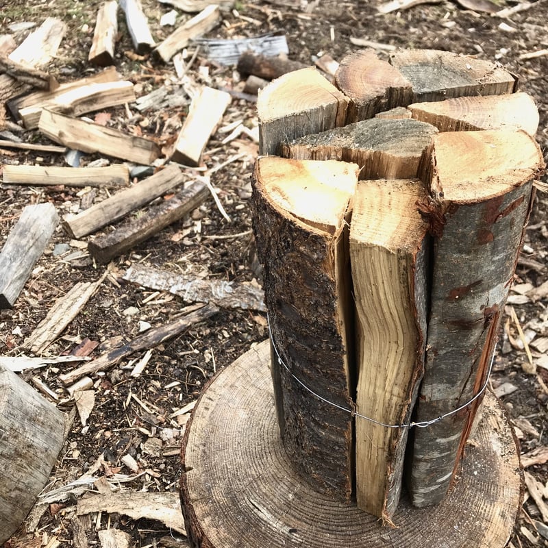現地調達価格】わっこ谷の薪（桜・アカシアなど）タガ薪 1束 | 山福商店