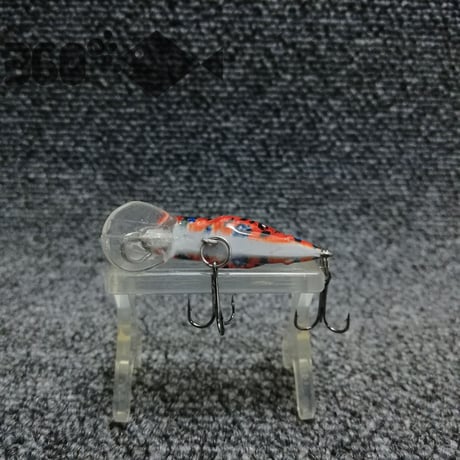 1523: used lure crankbait