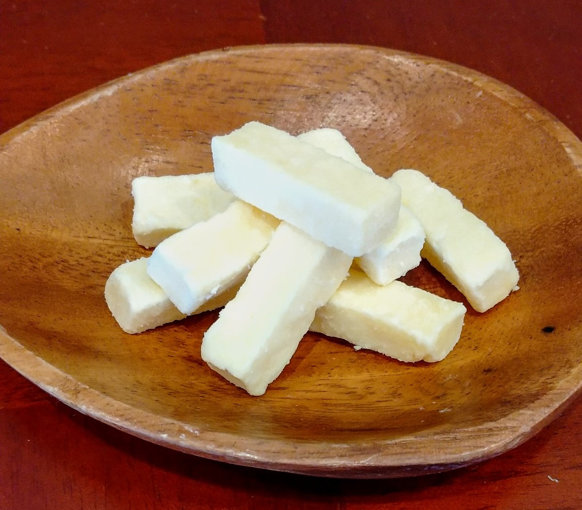 チーズ ゴーダダイスカットチーズ5 1KG: 乳製品 KANTO EXPRESS