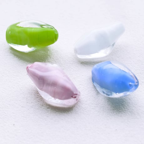 【全４色】ベネチアン ナツメツイスト 25×15mm 1個"
