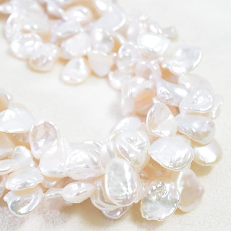 淡水パール　ホワイト　ケシ　7×11mm　【36㎝】　【9㎝】