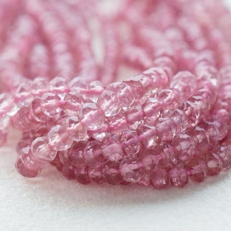 ピンクアメジスト ロンデルカット3×2mm