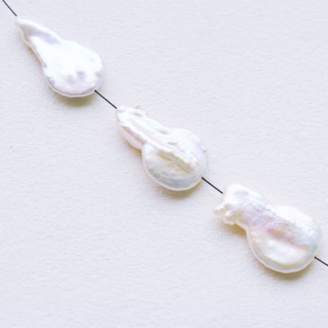 淡水パール  ホワイト ケシドロップ 18～20mm 厚6～8㎜【1個】