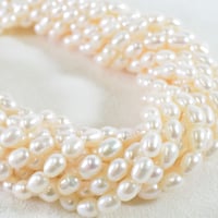 淡水パール ホワイト ライス 約6～7.5mm 【38～40cm】