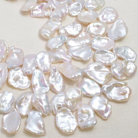 淡水パール AAA ホワイト ケシ 18～23mm