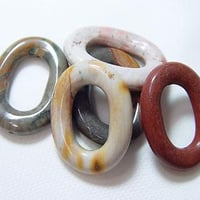 <61>アフリカアゲート オーバルドーナツ22×30mm【1個】