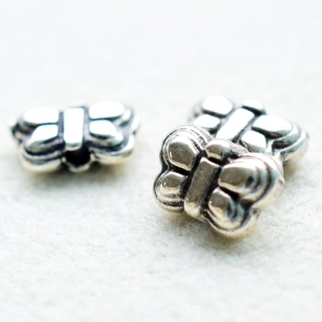 メタルビーズモチーフちょうちょ【X1451・10個】