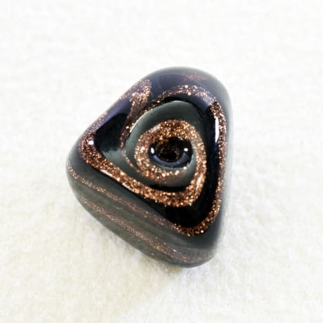 【ベネチアン】トライアングル　約9.5～11mm