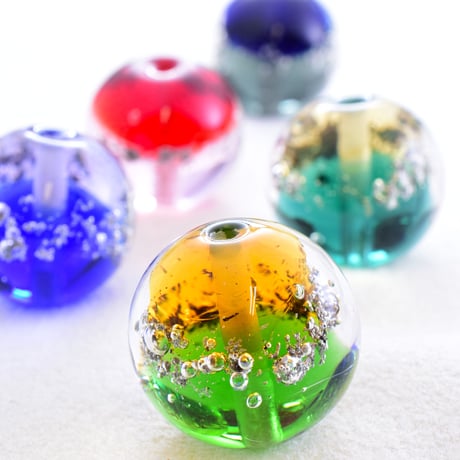 メテオグラス（隕石ガラスビーズ)  18mm 丸玉