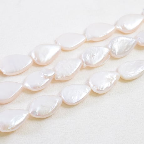 淡水パール　ホワイト　ドロップ　約10×16mm　【38cm】