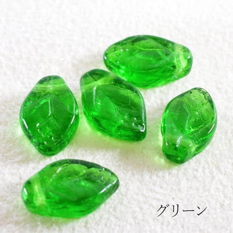 【全４色】チェコ製 ポップリーフ ７×１２mm　３０個