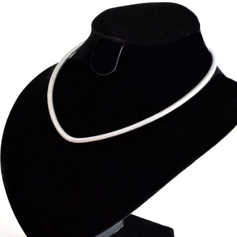 全10色】マグネットワイヤーチョーカー V字型【フェイクレザー