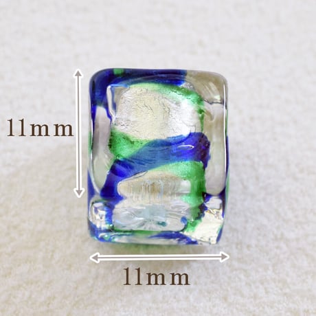 【ベネチアン】バッカリ社　キューブ　約11ｍｍ