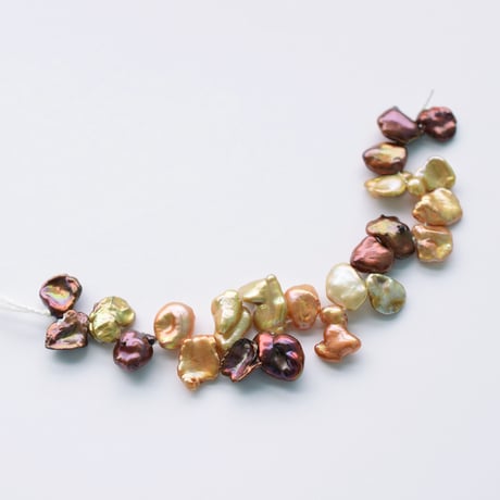 淡水パール メタリック 虹色 パープル チャーム ビワ ケシパール  