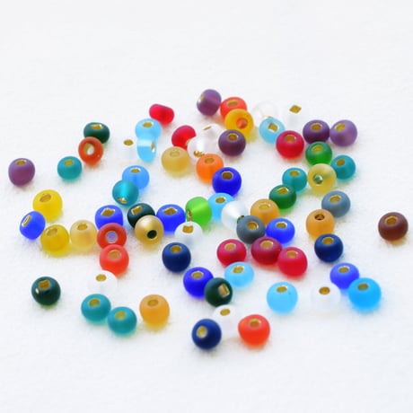 チェコ製ガラスビーズ フロストミックス シルバーライン 5/0 50g