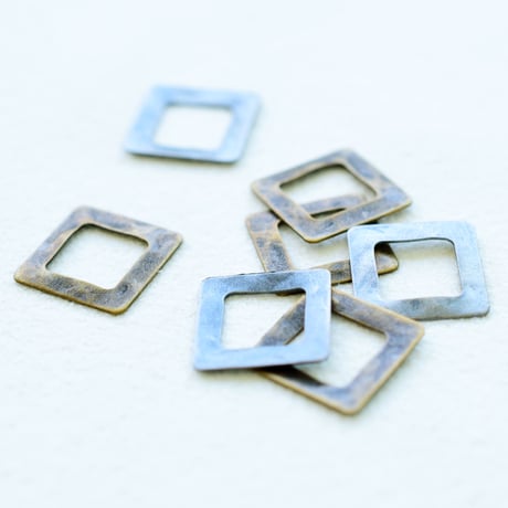 【全２色】メタルオープンスクエア　12mm　(穴なし)・10個