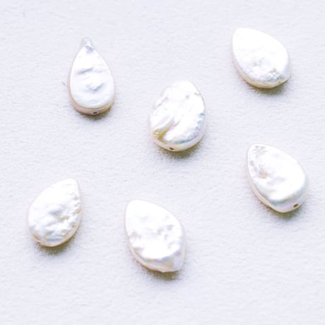 淡水パール  ホワイト  ドロップ 12～15mm 厚5～7㎜【2個】