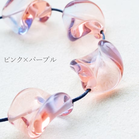 【全３色】チェコ製 ゴンドラ １８mm　１個