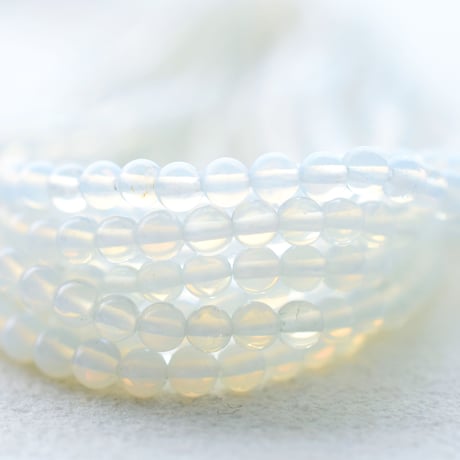 シンセティック オパール 3mm(丸玉)