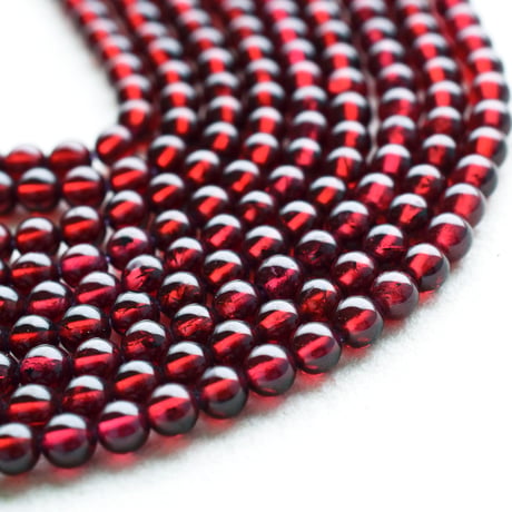 ガーネット 4mm AA (丸玉)