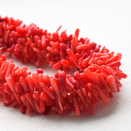 ナチュラルサンゴ チップ 4～6mm 赤