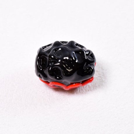 【ベネチアン】　カテリーナ　ブラック＆レッド　　約19ｍｍ