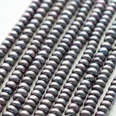 淡水パール ブラック ボタン 3.5〜4mm