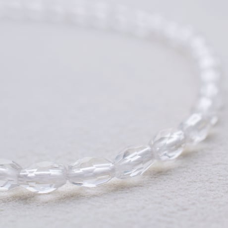 水晶オーバルカット　6×4mm