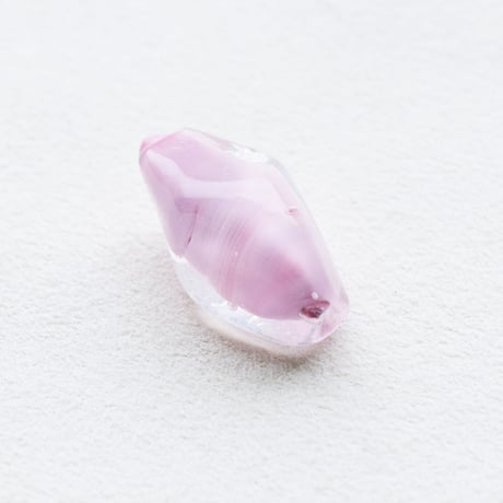 【全４色】ベネチアン ナツメツイスト 25×15mm 1個"