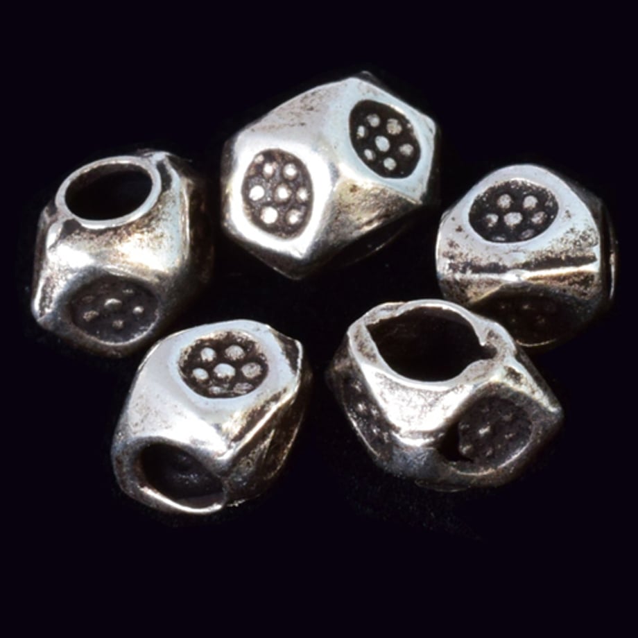 5db0431e48137302919e1464