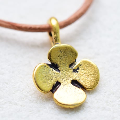 メタルビーズモチーフ　クローバー【X1151G・5個】