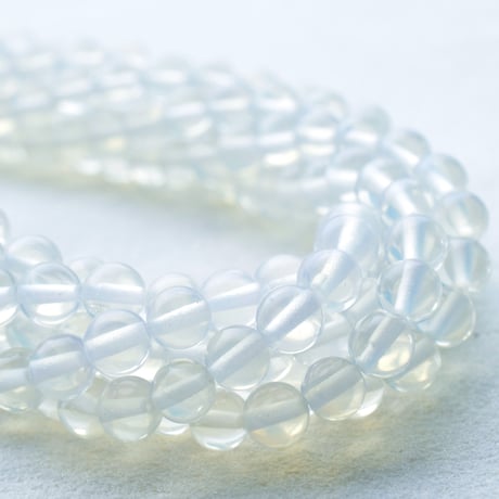 ガネーシャ　　　　　　　　　　　　　　　　シンセティックオパール 京セラオパール（シンセティックオパール／クリスタルホワイト／穴なし