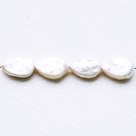 淡水パール  ホワイト  ドロップ 12～15mm 厚5～7㎜【2個】