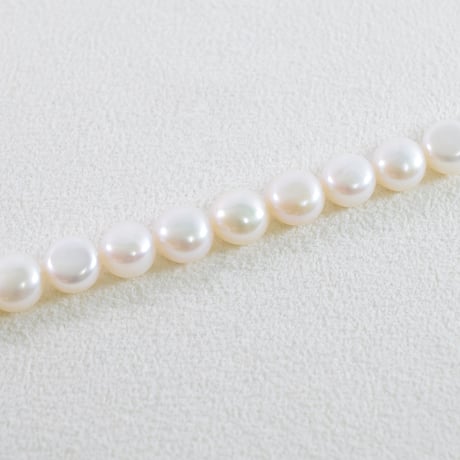 淡水パール　ホワイト　丸フラット　約7.5～8mm