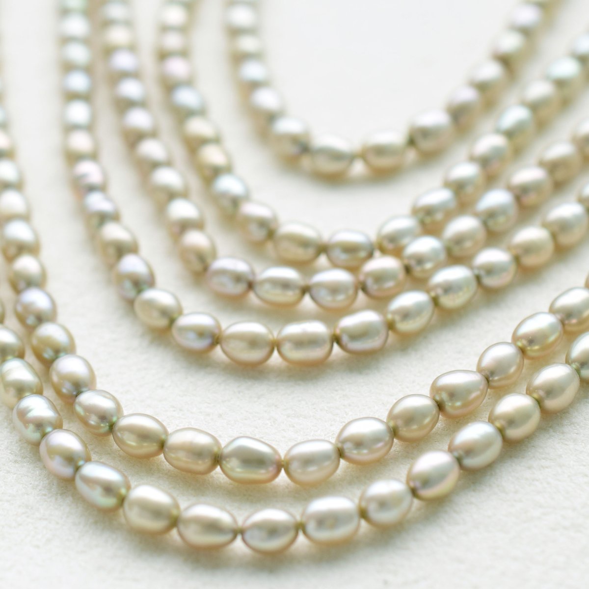 淡水パール グリーンゴールド ライス 3.5～4mm | beads lot