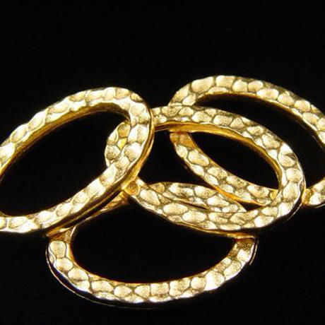 【全３色】打ち出しオーバルリング18×13mm　3個