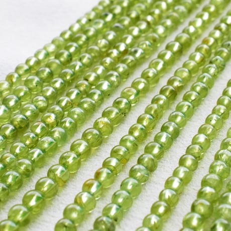 ペリドット AB 4mm 丸玉
