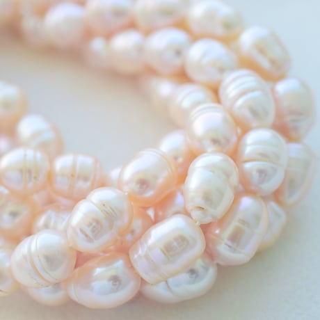 淡水パール  オレンジ バロック　ヨコサークル  8.5～9mm