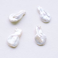 淡水パール  ホワイト ケシドロップ 18～20mm 厚6～8㎜【1個】