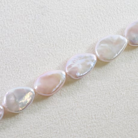 淡水パール　ホワイト　ドロップフラット　約15mm